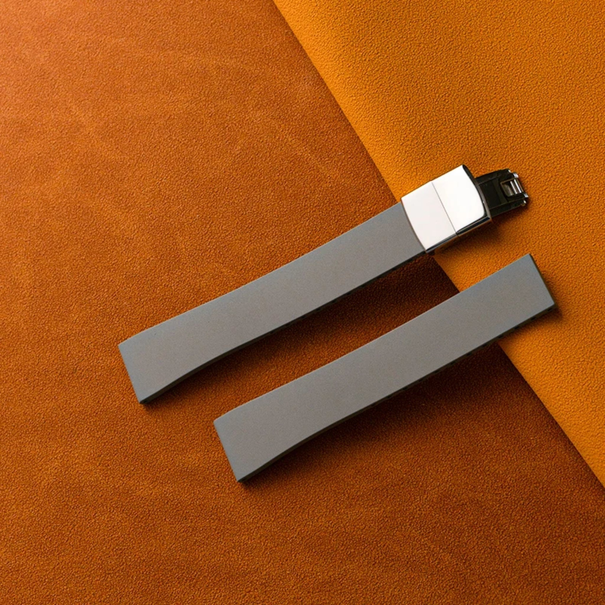 CTS Armband – Grau – FKM - Kautschuk - Helvetus DE