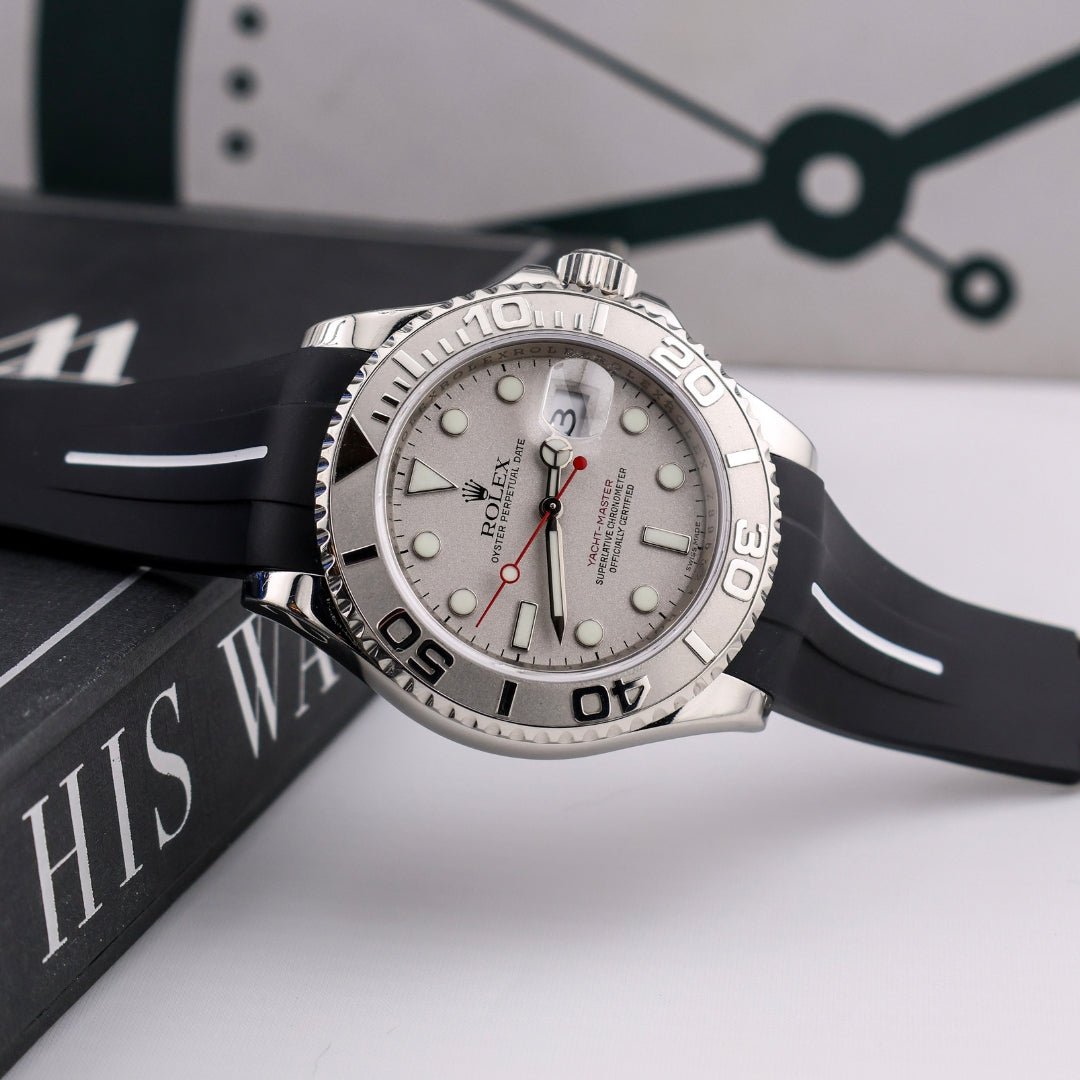 Faltschliessen Kautschukarmband für Rolex Yacht - Master 40mm/42mm – Schwarz/Weiss Linie | LuxLine® - Helvetus DE