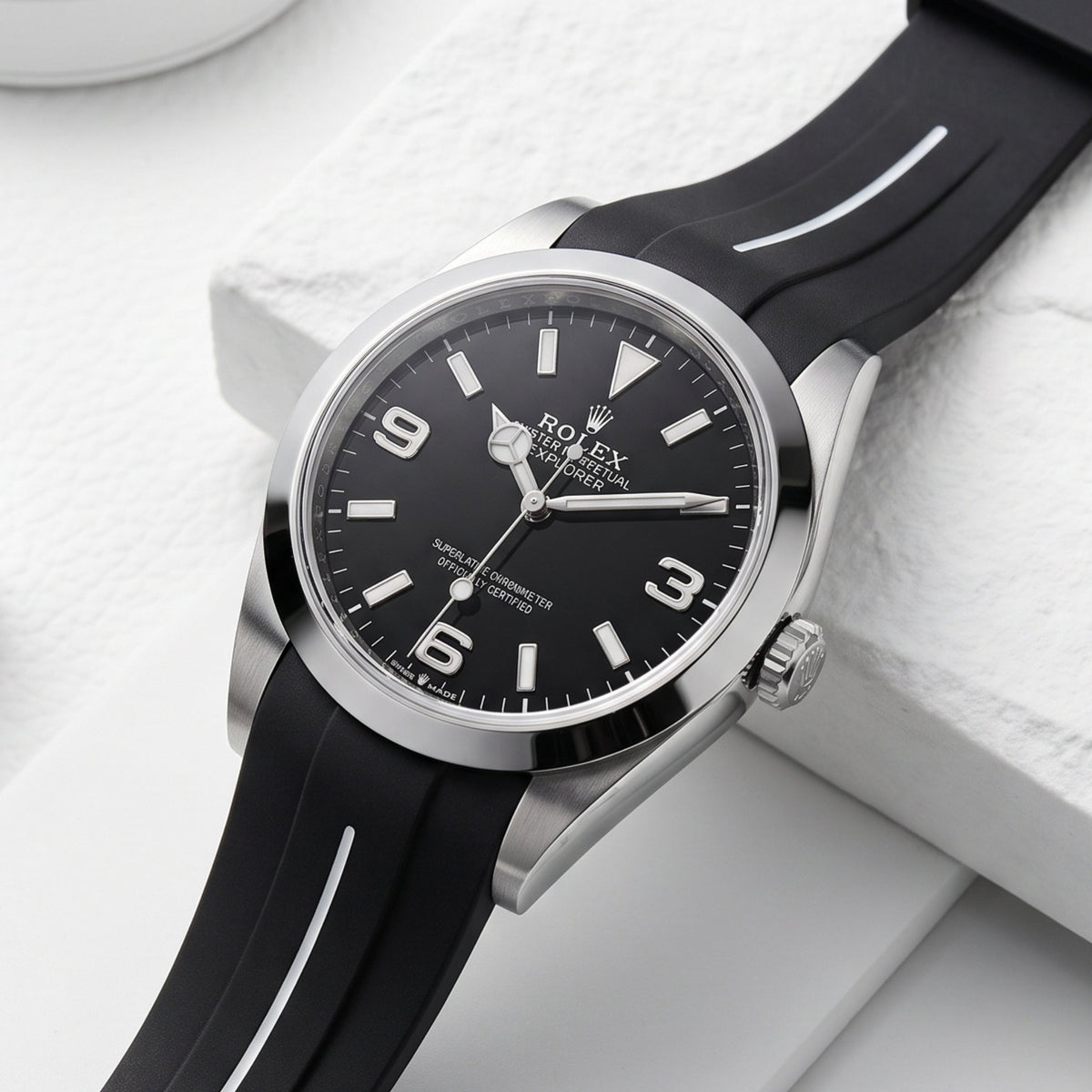 Kautschukarmband für Rolex Explorer I – Schwarz mit Weißer Linie | LuxLine® - Helvetus