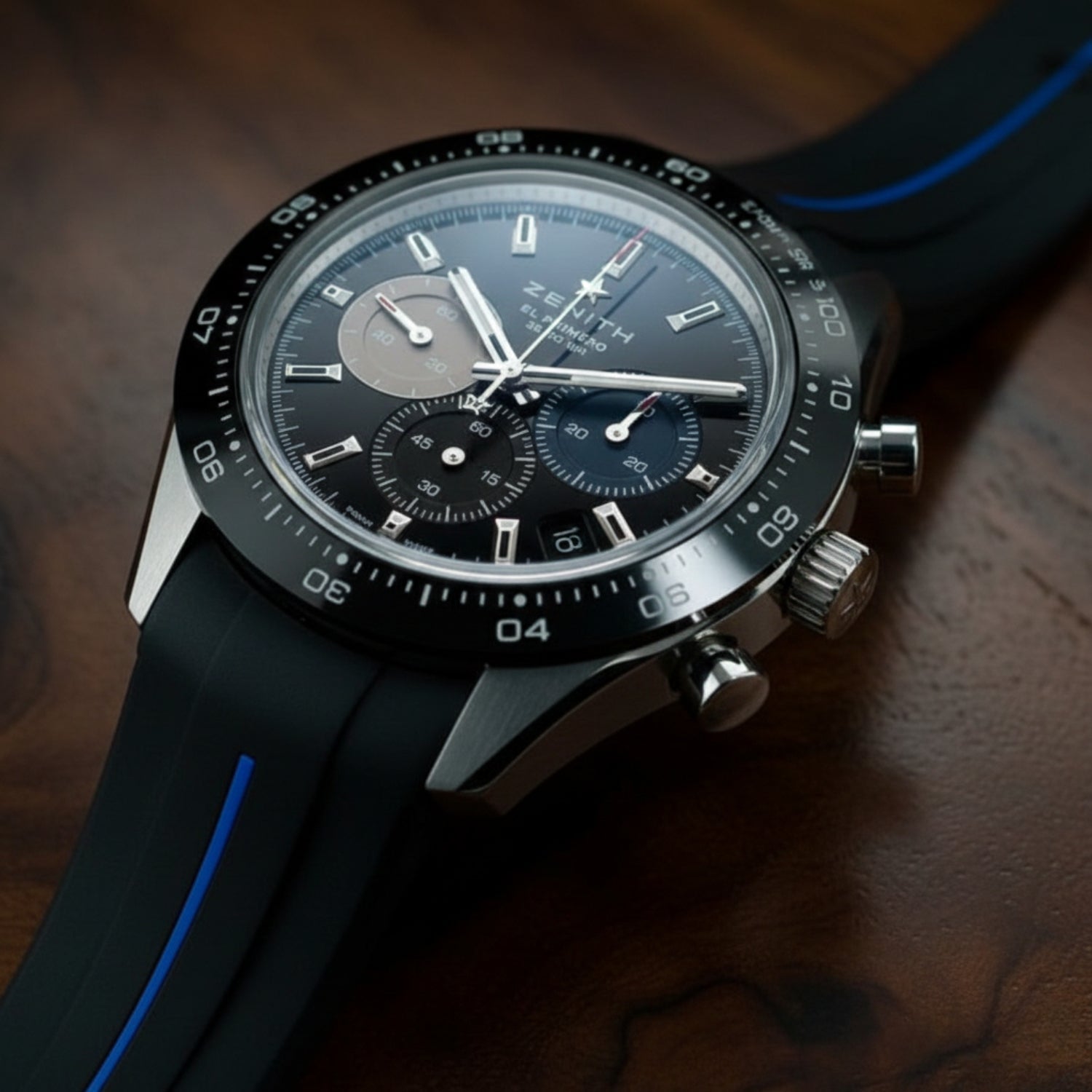 Kautschukarmband für alle Zenith Chronomaster Modelle – Schwarz/Blauer Line | LuxLine® - Helvetus DE