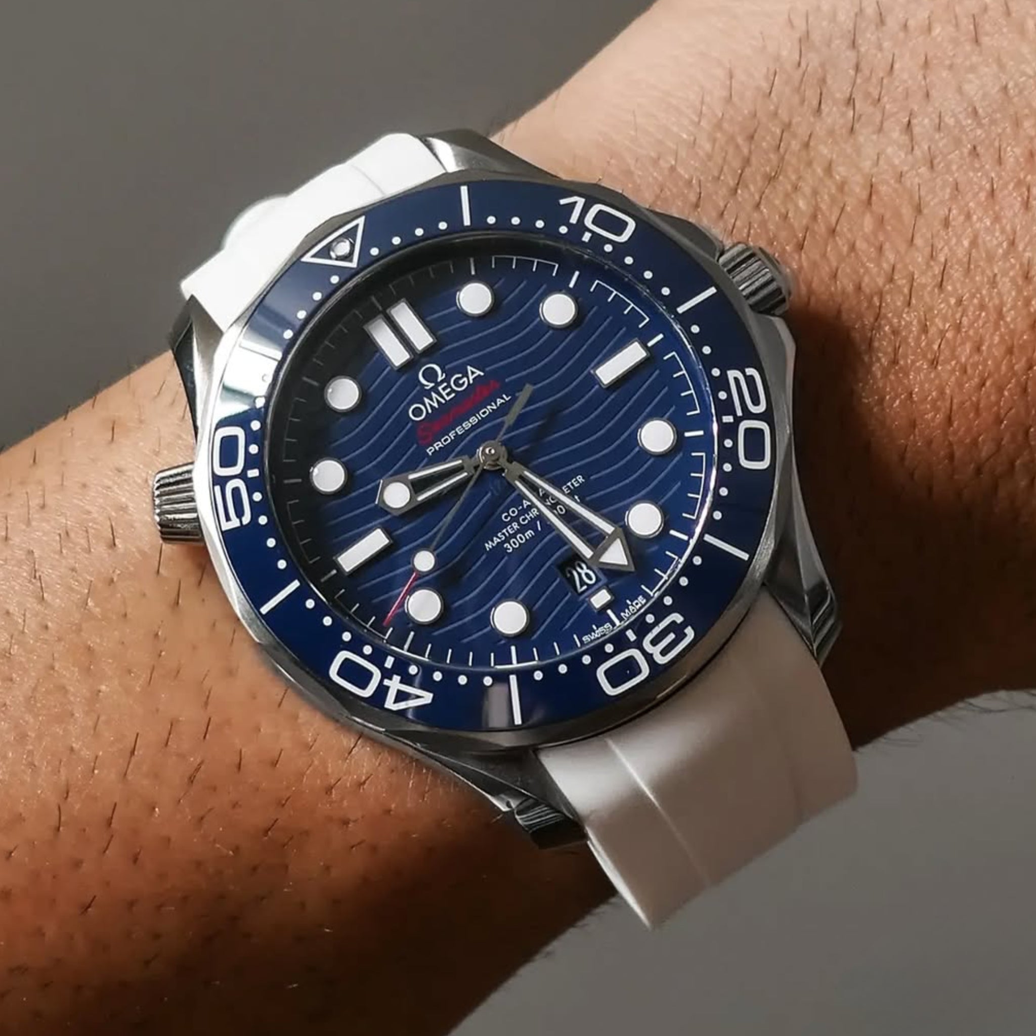 Kautschukarmband – Für Omega Seamaster 300 – Weiss - Helvetus DE