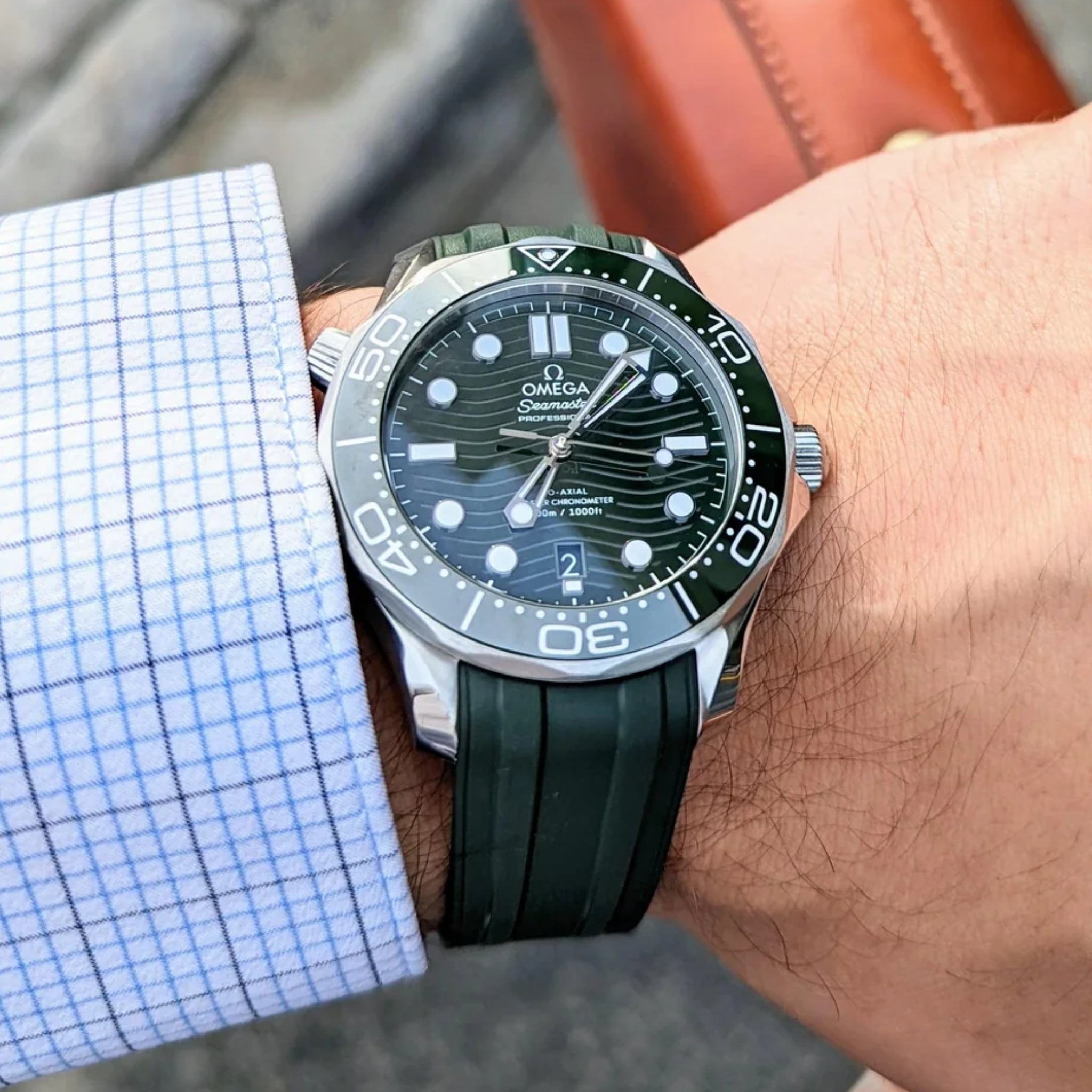 Omega Seamaster (Diver) 300M Kautschukarmband – Schwarz - Helvetus DE