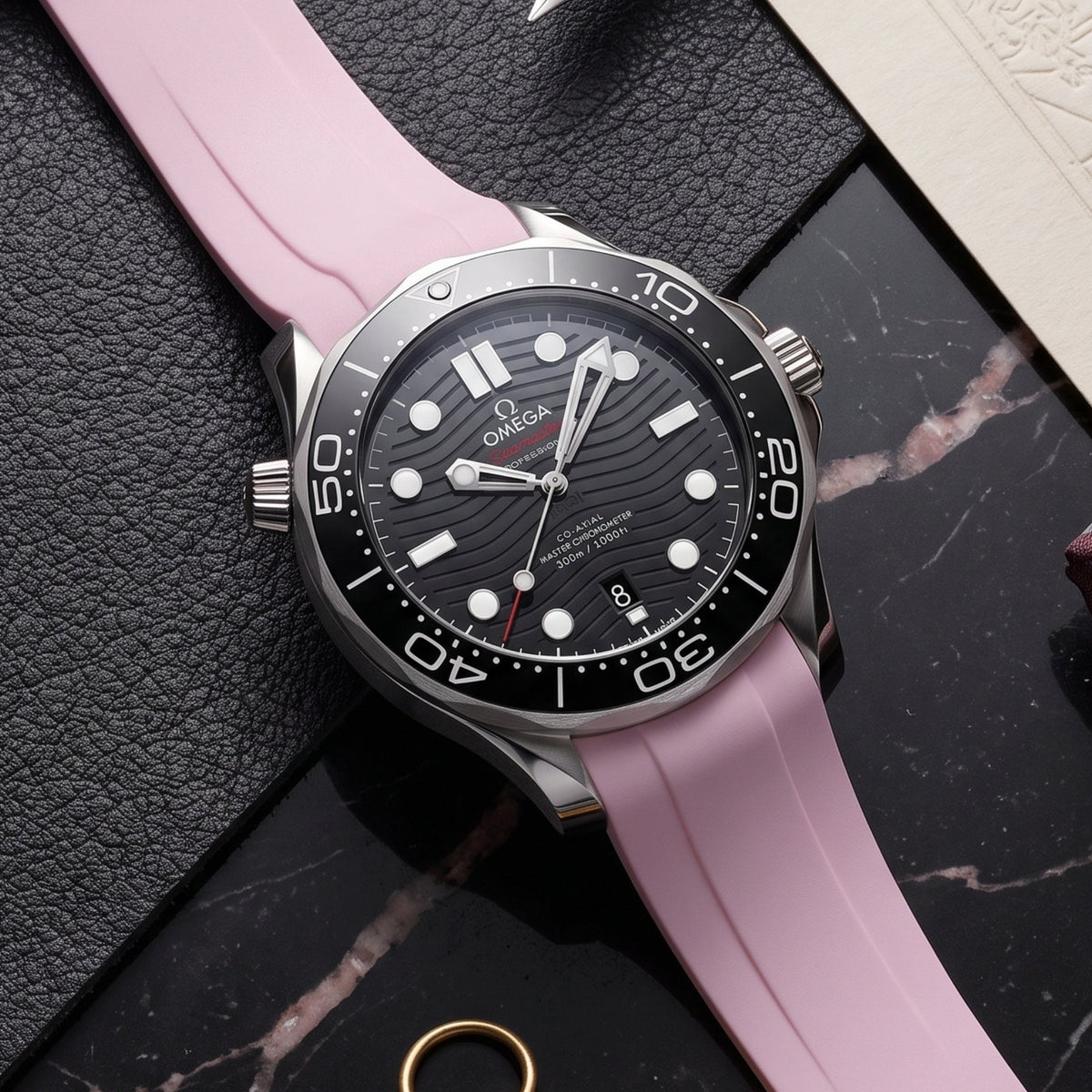Kautschukarmband – Für Omega Seamaster 300 – Pink - Helvetus
