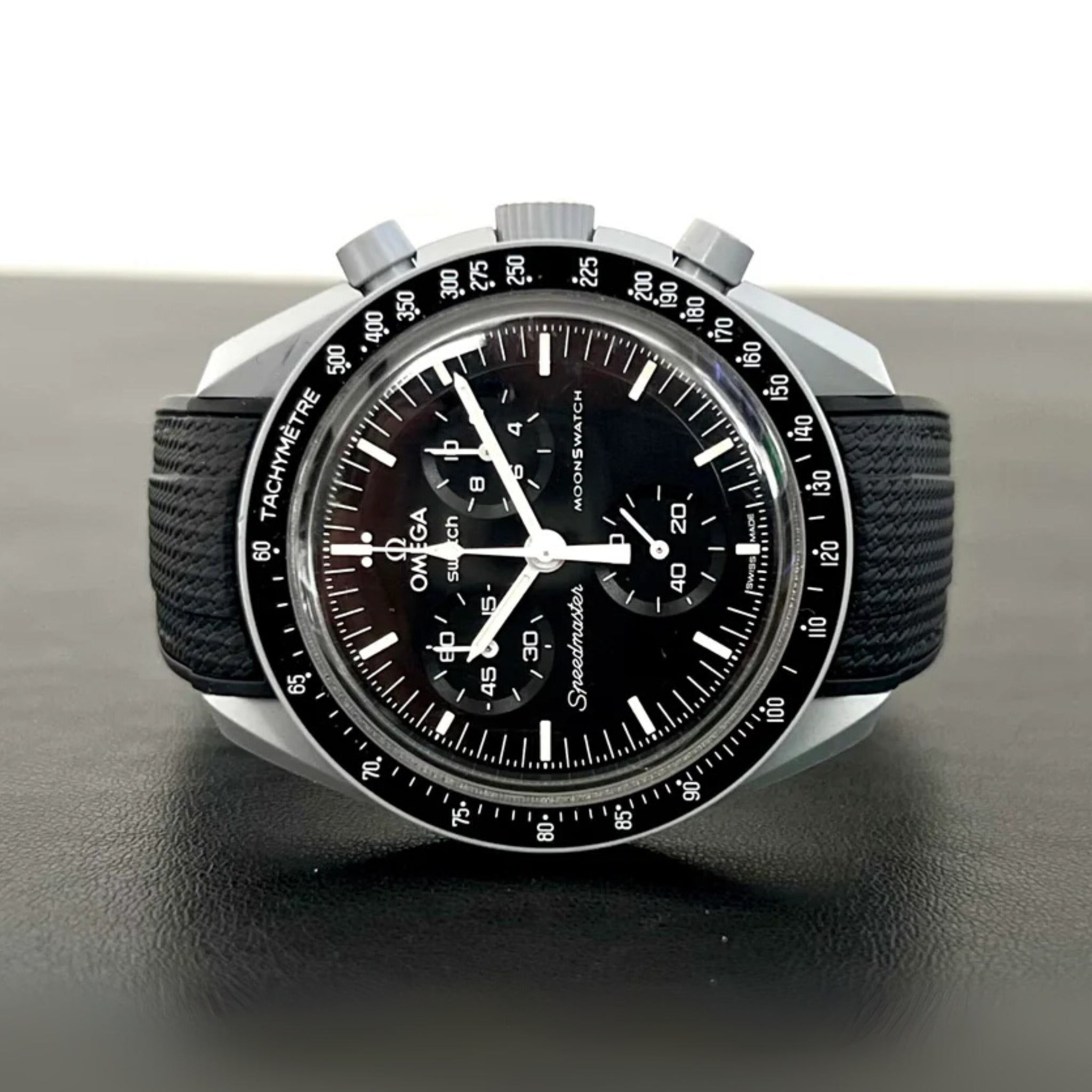 Kautschukarmband – Für Mission to the Moon | Omega X Swatch | MoonSwatch – Schwarz mit Schwarzer Linie - Helvetus DE
