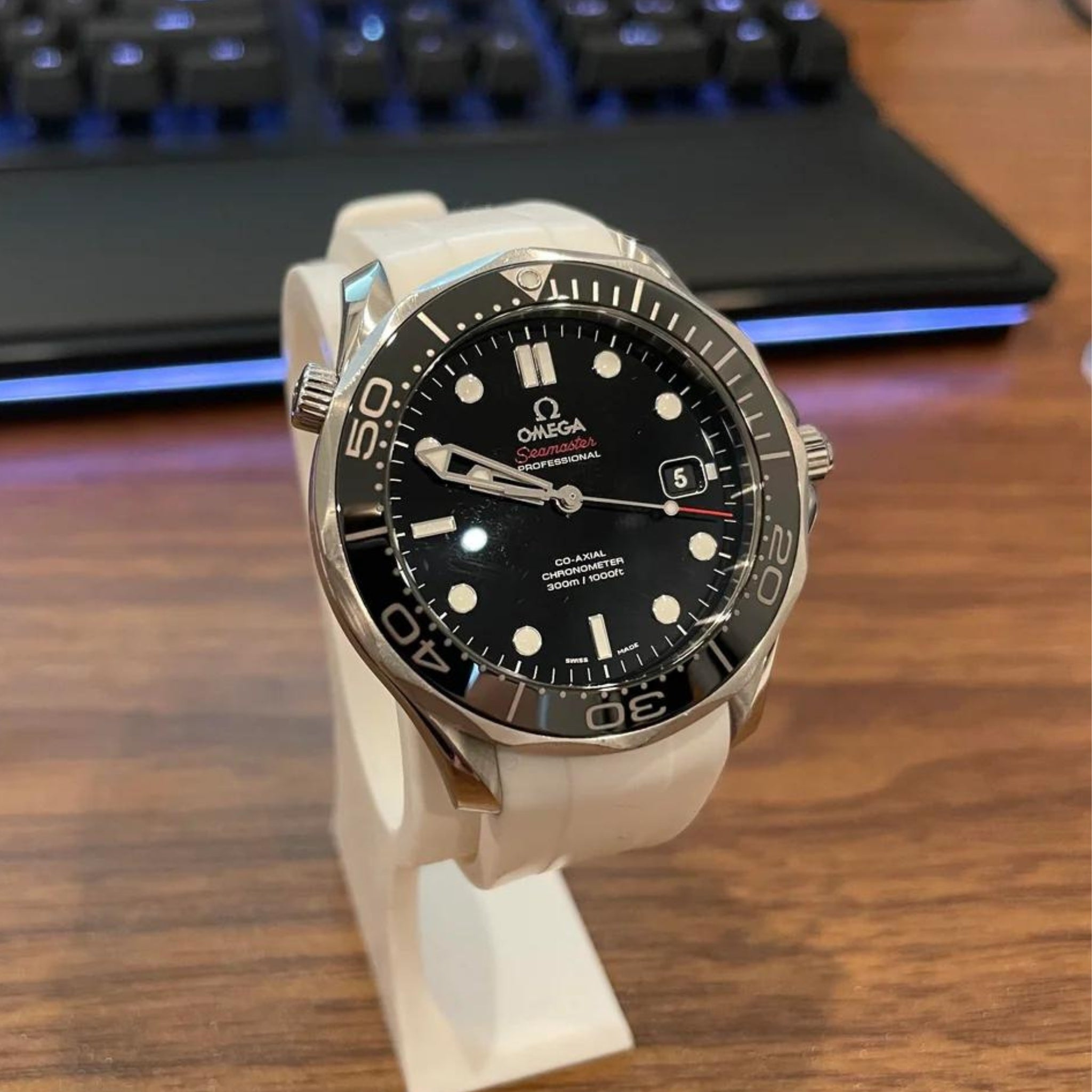 Kautschukarmband – Für Omega Seamaster 300 – Weiss - Helvetus DE