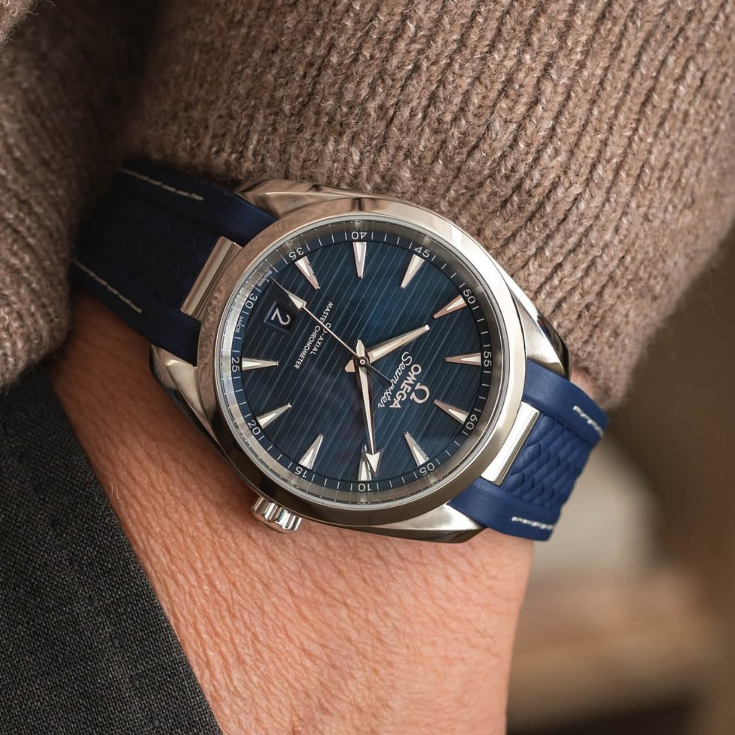 Kautschukarmband – Für Omega Seamaster Aqua Terra 300 / 150m – Blau/Weiß - Helvetus DE